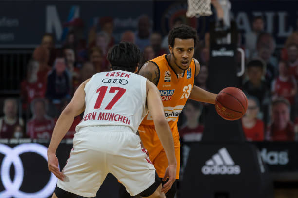 上与昔日英 上与昔日英